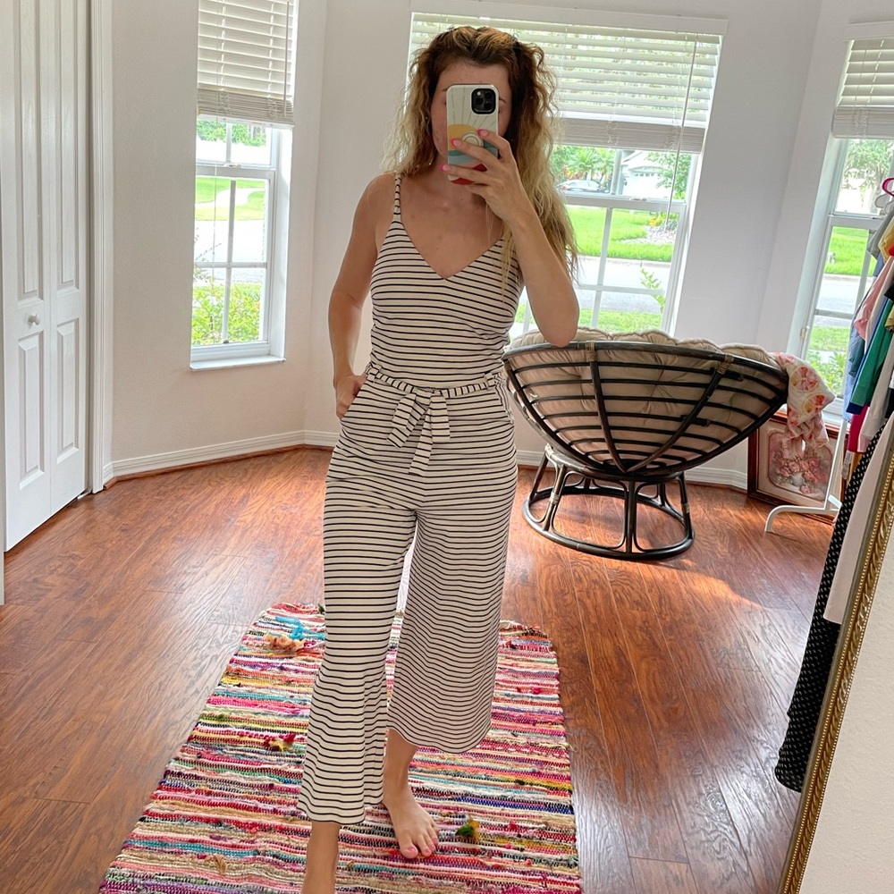 Adorable Monteau jumpsuit